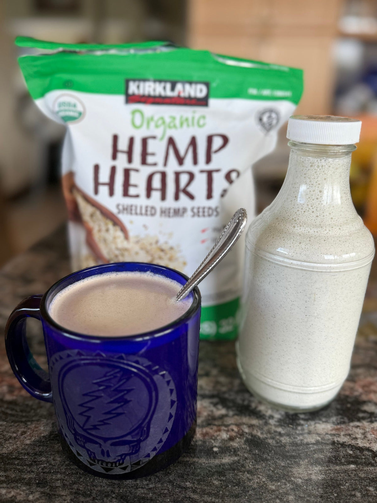 An Ode to Hemp! 🌿 (And a Hemp Milk Recipe at the End) – Essentio